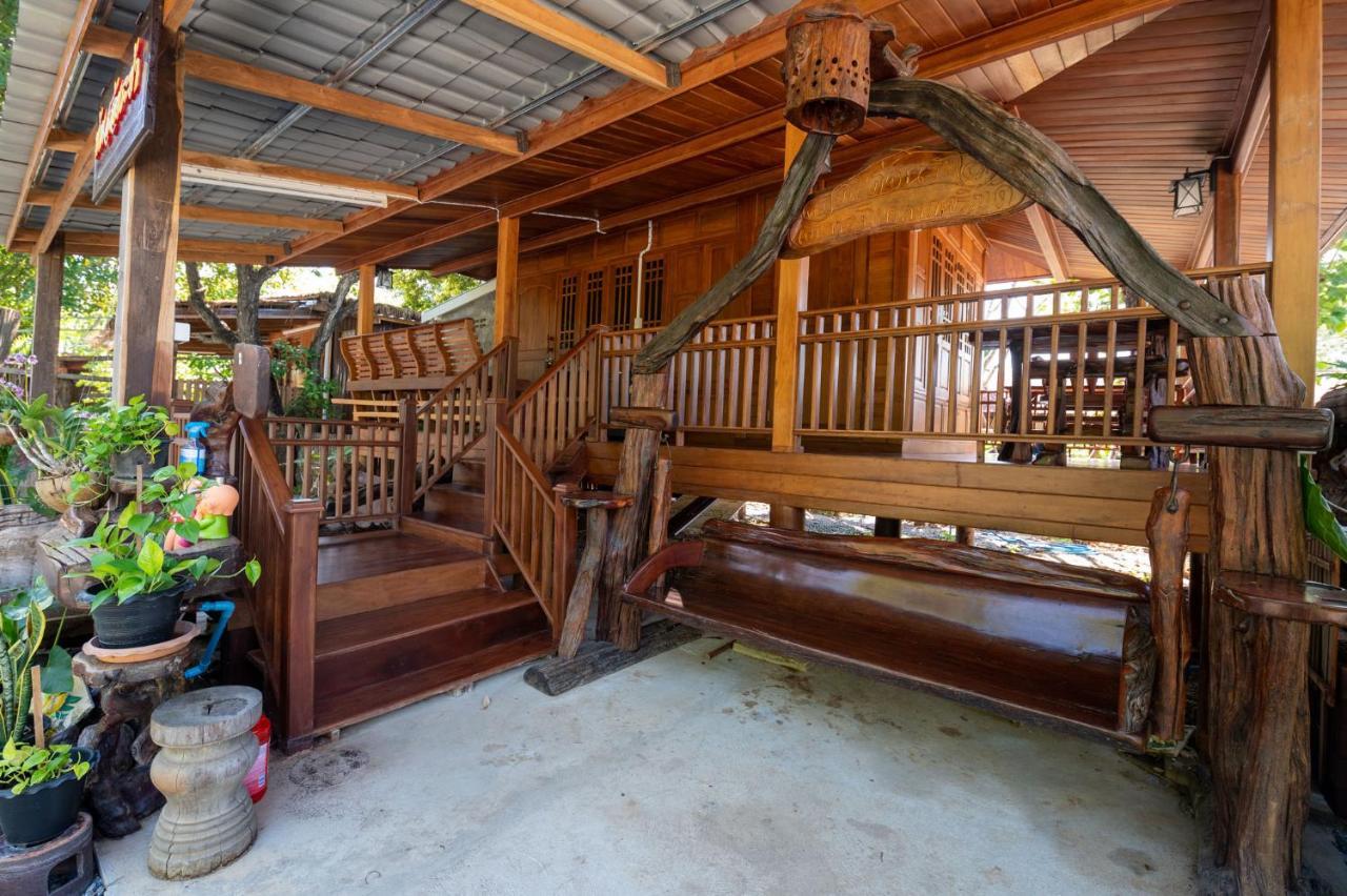 Suk Sabai Homestay Сукотай Екстериор снимка
